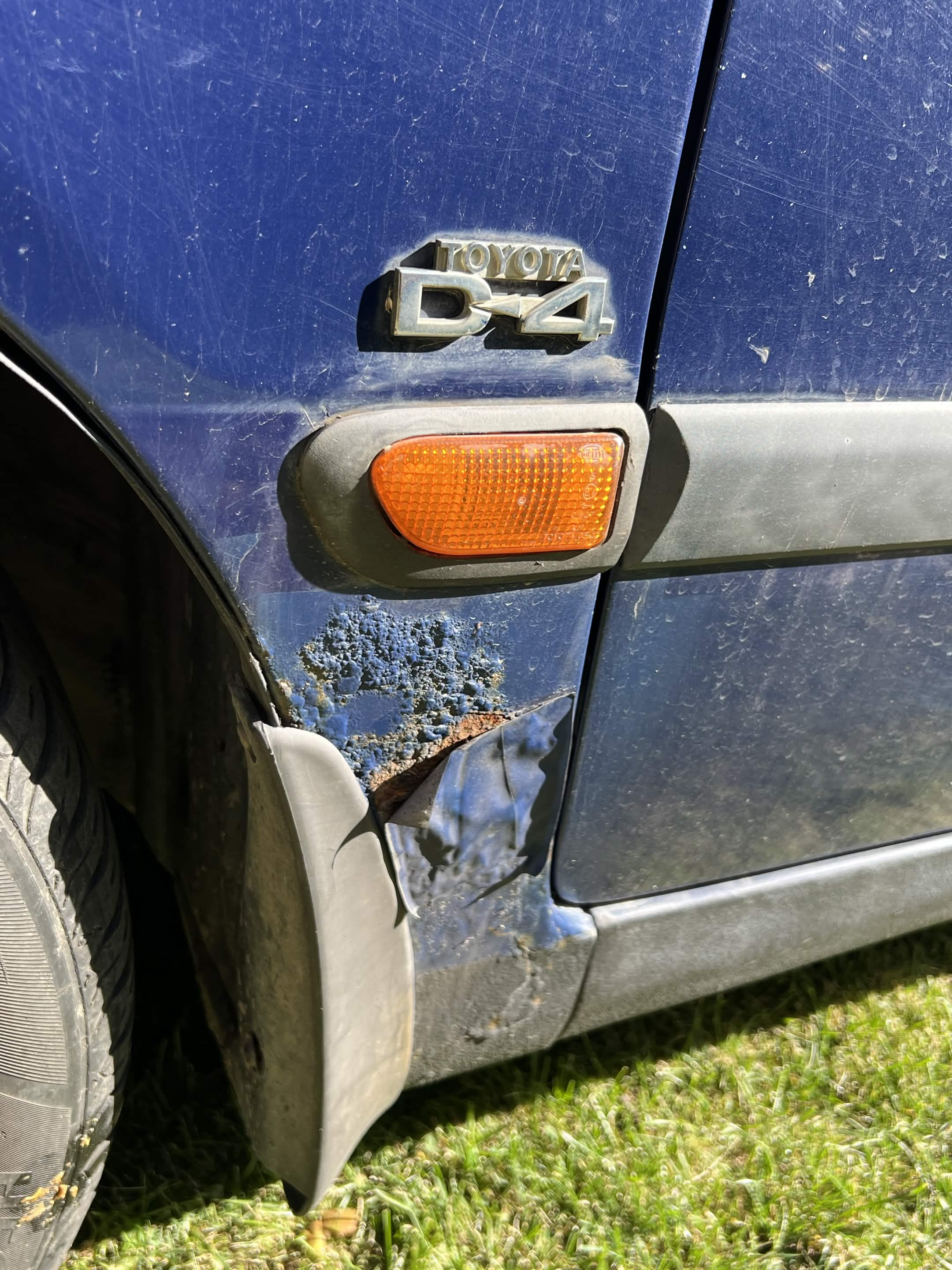 Toyota Avensis T22 - Photo 16