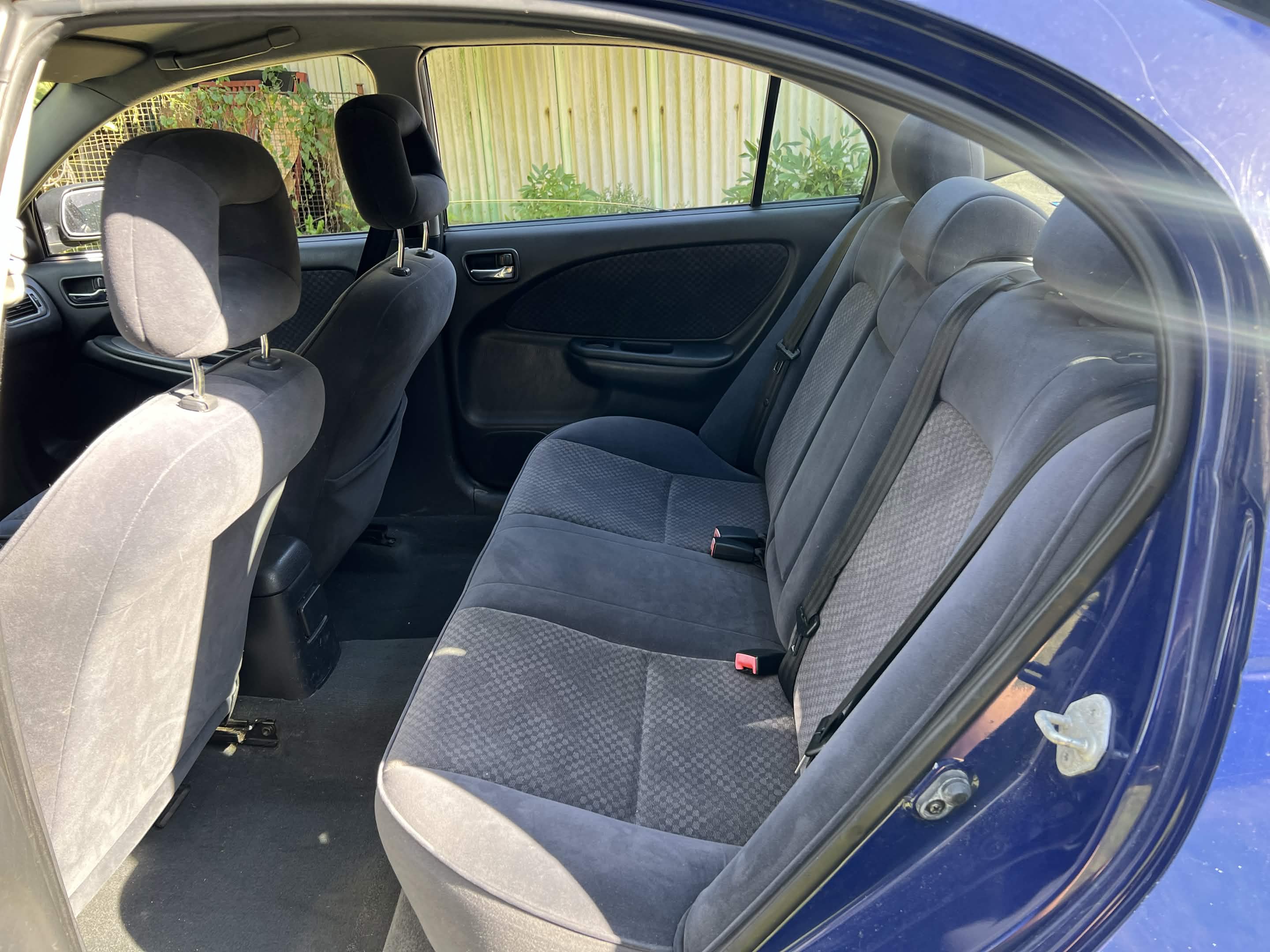 Toyota Avensis T22 - Photo 6